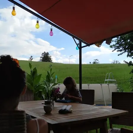 Upcycling Fischl - Nachhaltig Und Kreativ Wohnen Fuer Gross Und Klein Apartment *