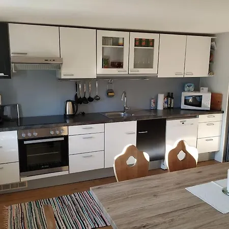 Upcycling Fischl - Nachhaltig Und Kreativ Wohnen Fuer Gross Und Klein *