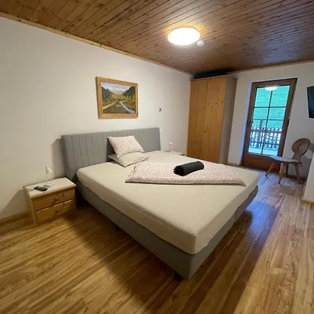 Upcycling Fischl - Nachhaltig Und Kreativ Wohnen Fuer Gross Und Klein Appartement